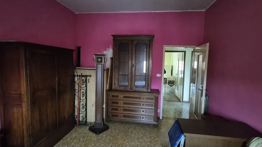 Chambres - Trilocale with Garage in Modena's Buon Pastore