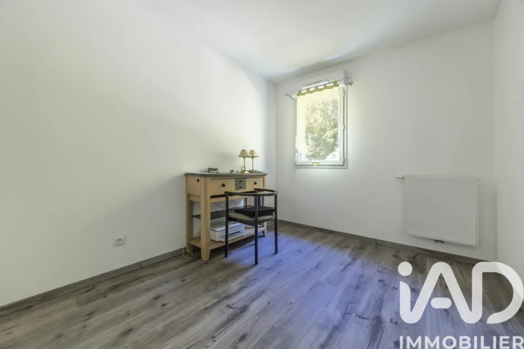 Chambres - Appartement avec Balcon et Vue Verdoyante à Bayonne