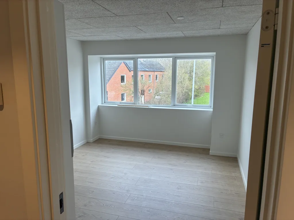 Pièces - Renovated Apartment with Balcony in Hammershøj