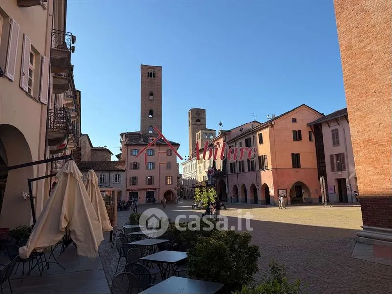 Modernised 3-Bed Flat with Terrace in Alba