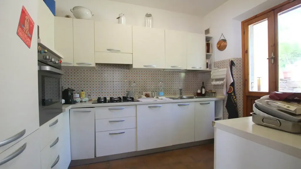 Cuisine - Bifamiliar Villa with Garden near Siena
