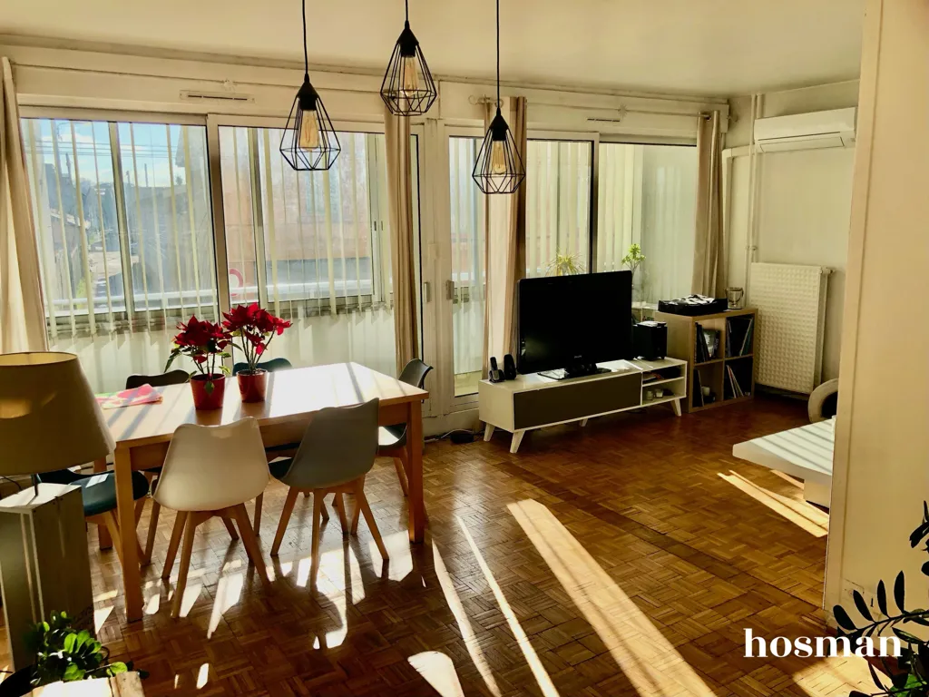 Salón - Bright 4-Bed Flat with Balcony in Villeurbanne