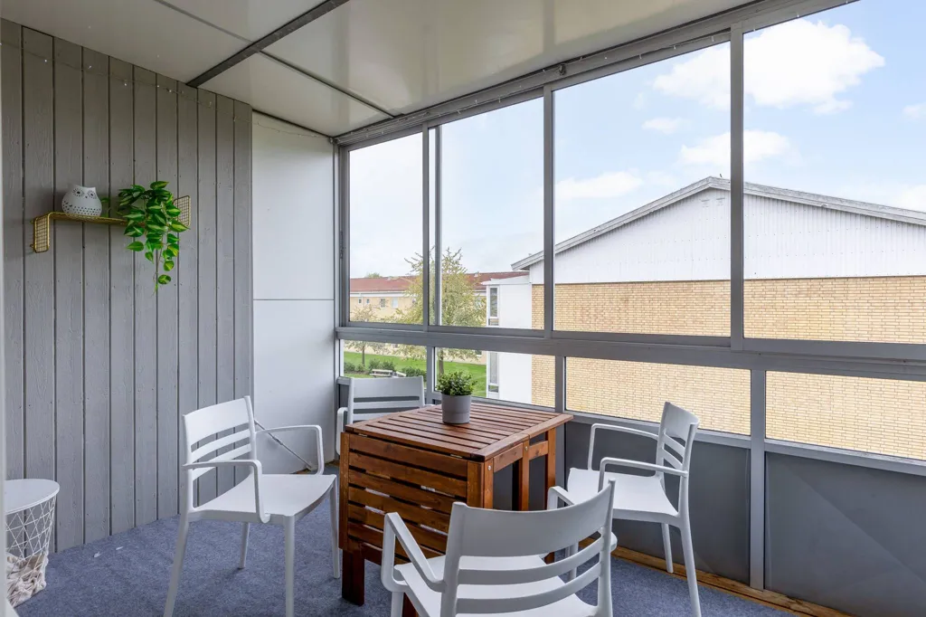 Balcon - Two-Bedroom Flat with West-Facing Balcony in Kalmarhus