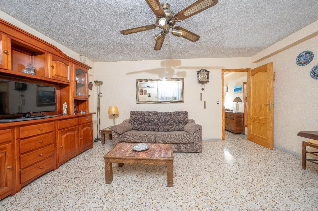 Elutuba - Apartment with Terrace in Benidorm