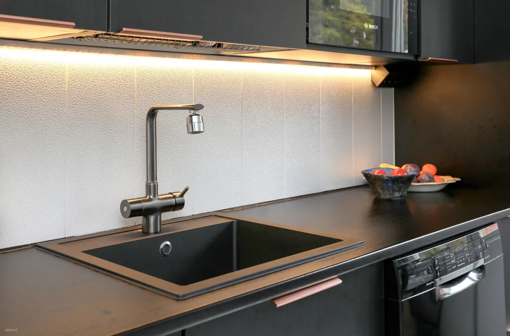 Cuisine - Modernised Apartment with River View in Heinola