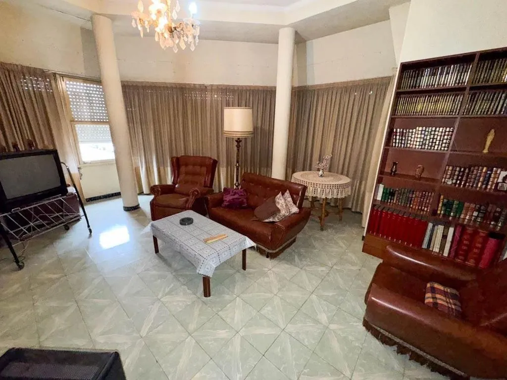 Séjour - Luxury Apartment Complex with Development Potential in Crevillent