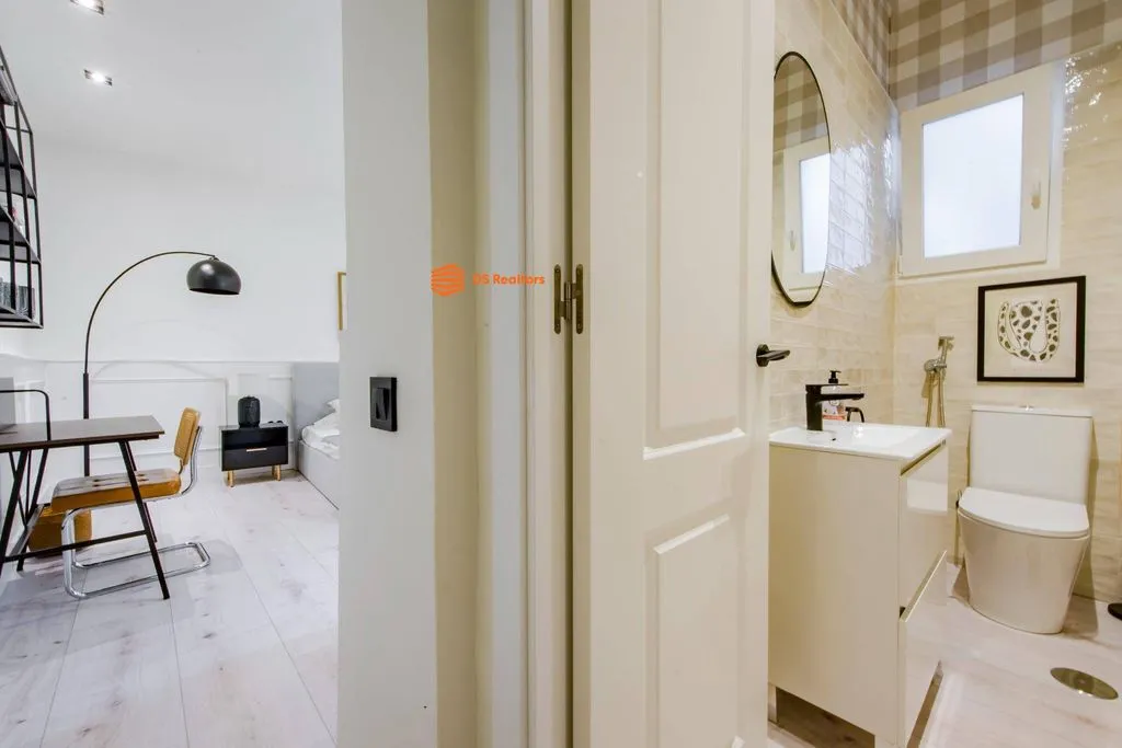 Salles de bain - Luxury Apartment with Rustic Elegance in Madrid