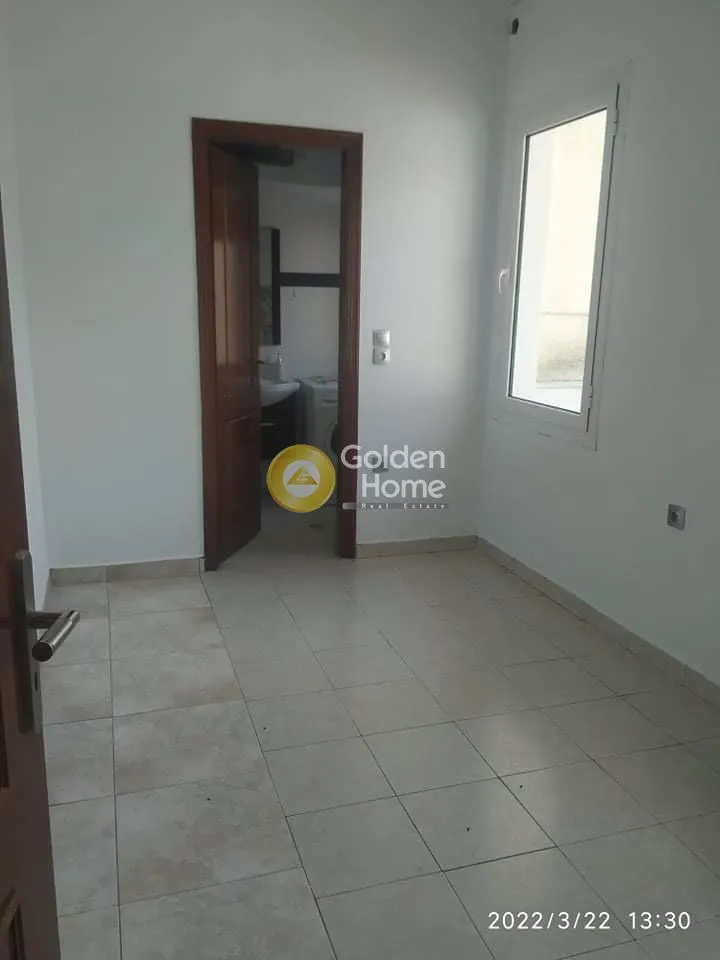 Entrée - Neoclassical Townhouse with Sea View in Salamina