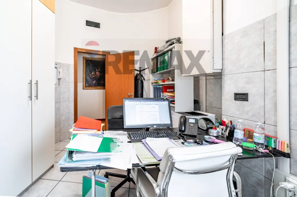 Kabinet - Liberty Style Apartment with Historic Elevator in Milan