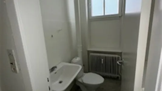 Vannitoad - Office Space with Parking in Grindsted