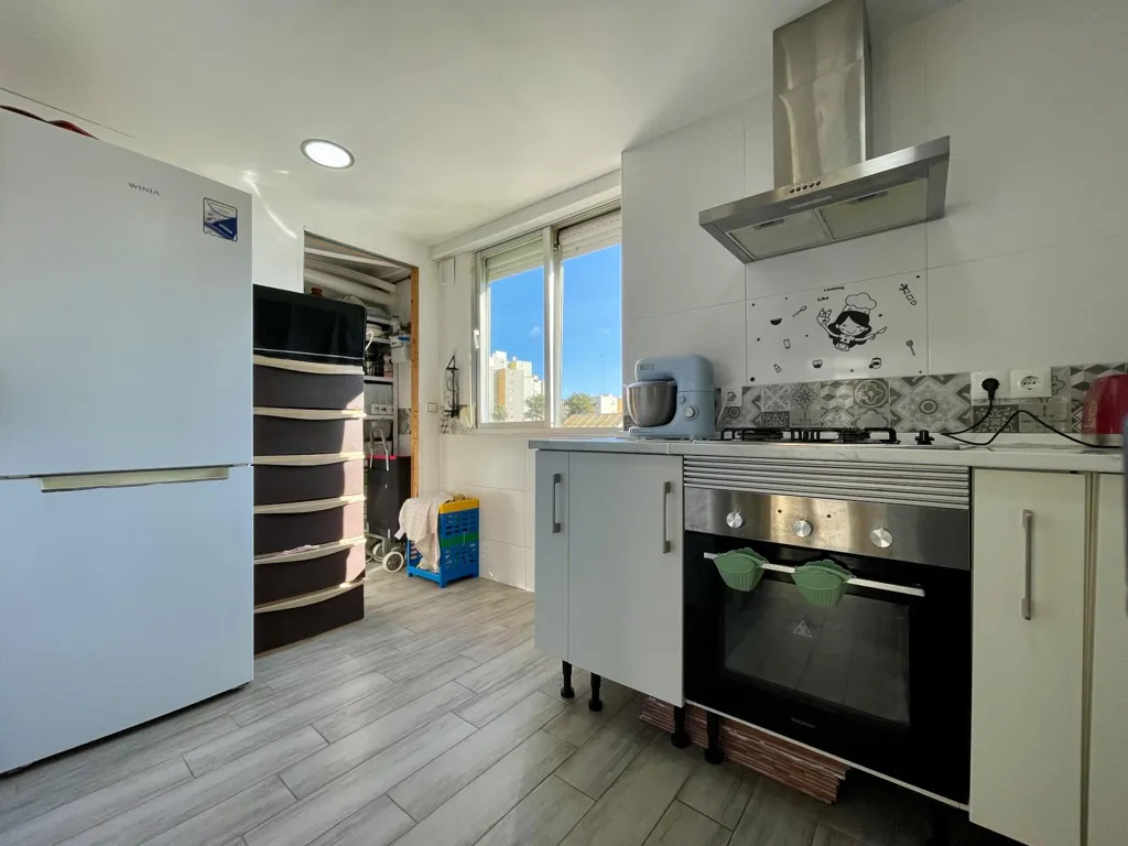 Köök - Reformed Flat with Balcony in La Ardila