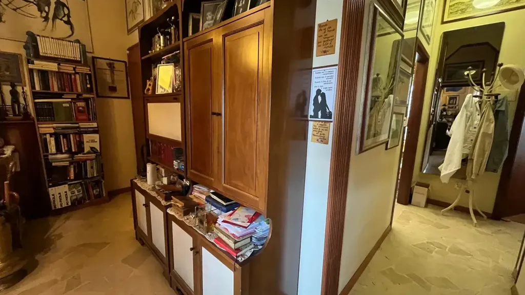 Kabinet - Apartment with Terrace in Ponte a Greve, Florence