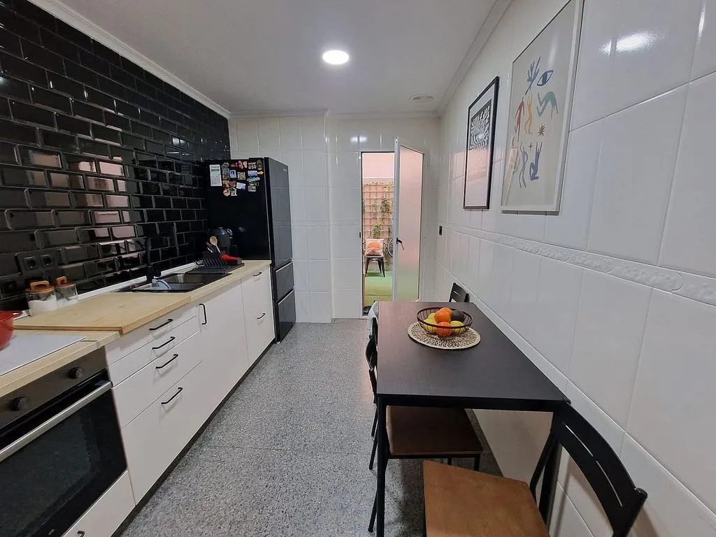 Köök - Ground Floor Flat with Garden in Carrús Este, Elche