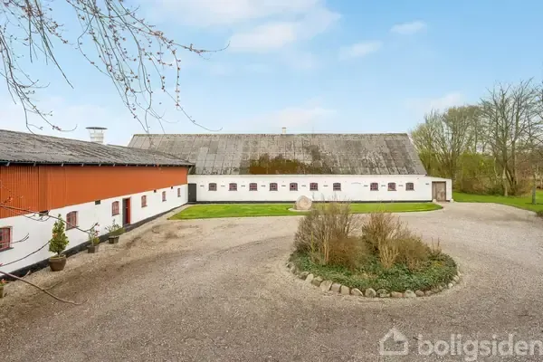 Välivaade - Villa with Garden in Brørup