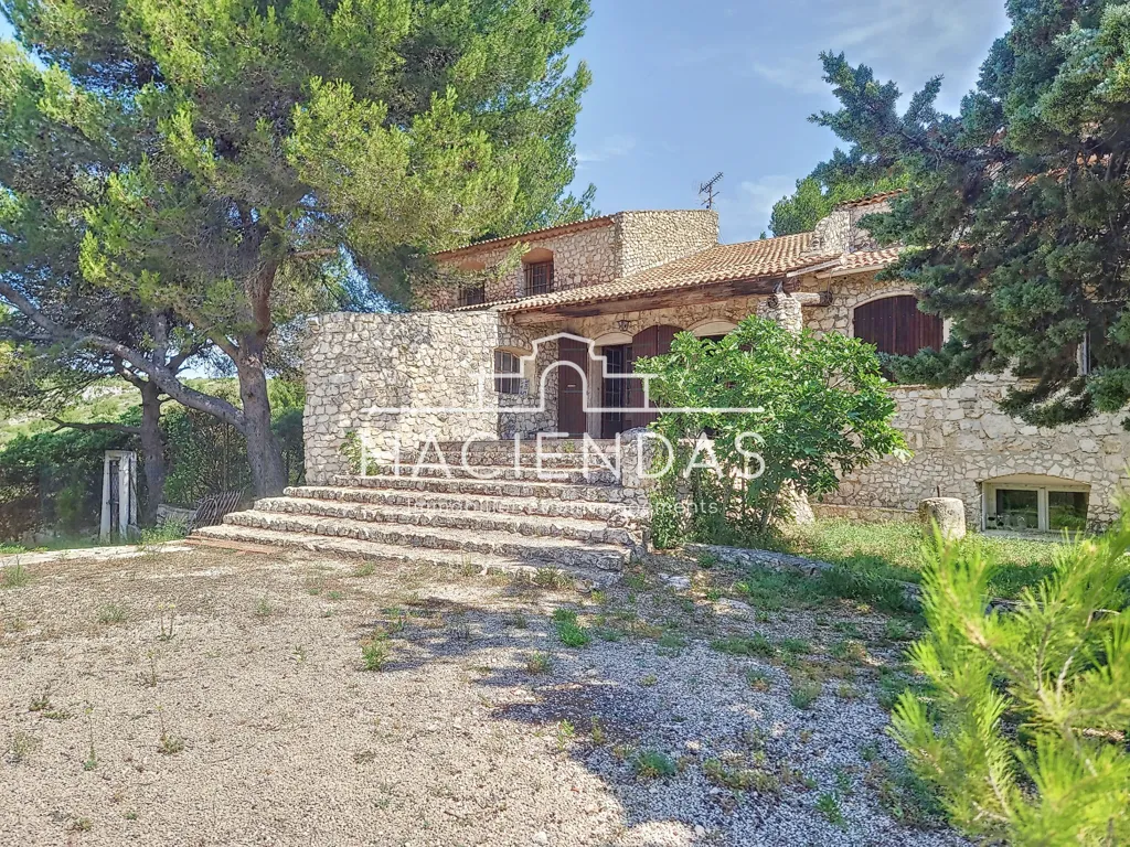 Extérieur - Maison de Luxe à Renover avec Piscine à Ventabren