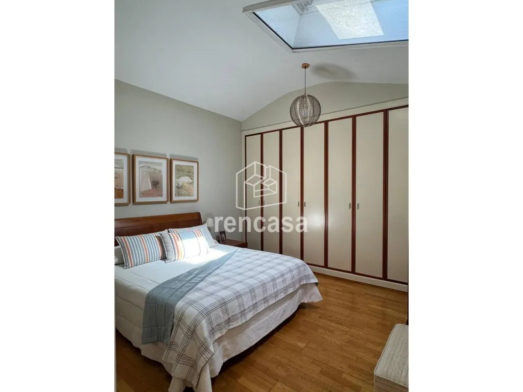 Magamistoad - South-Facing Duplex Apartment with Balcony in Prat de la Riba