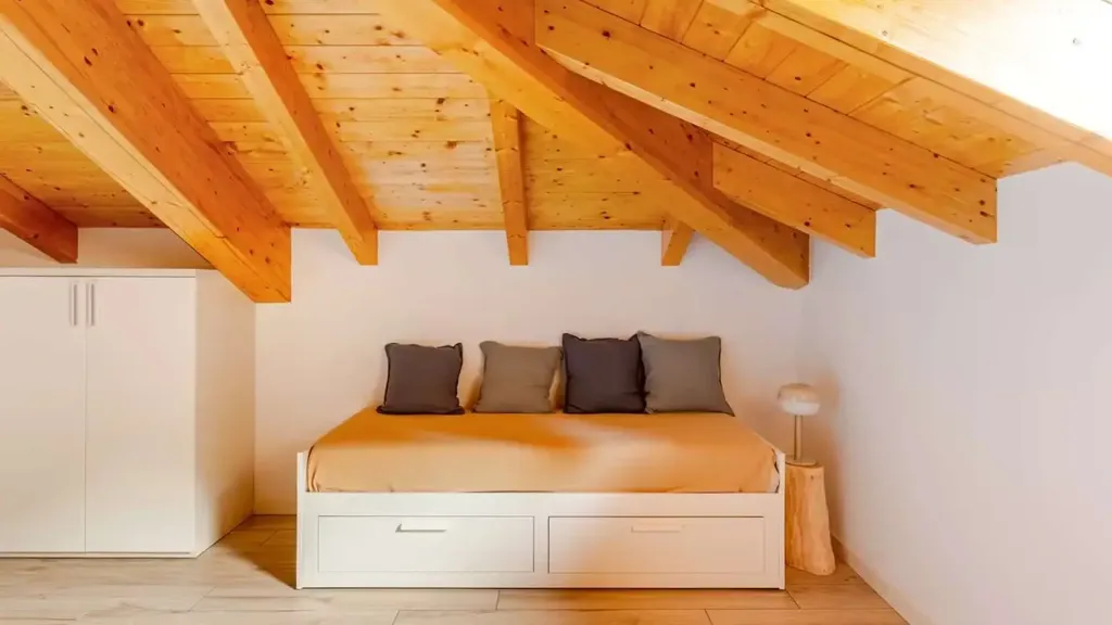 Chambres - Mansard Apartment with Lake View in Menaggio