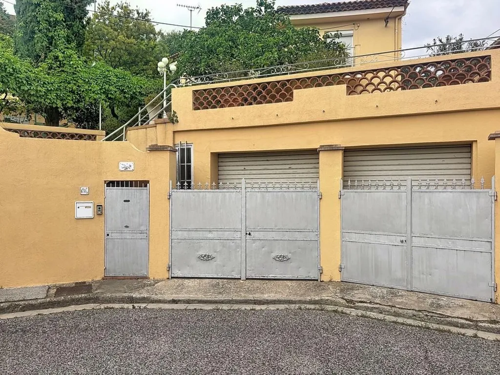 Extérieur - Maison avec Jardin et Garage à Ollioules