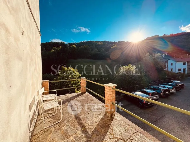 Terrasse - Twin-Storey Apartment with Lake View in Netro