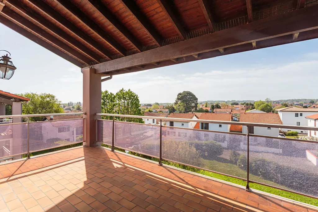 Terrasse - Appartement Duplex avec Vue sur la Rhune à Anglet