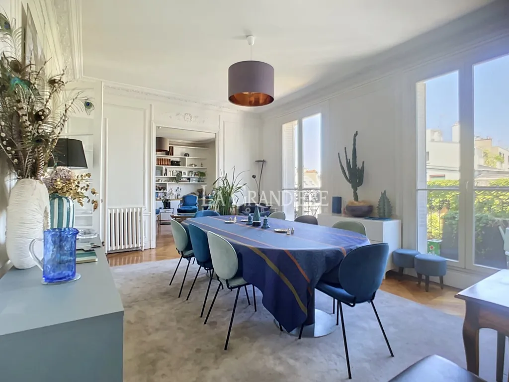 Salle à manger - Appartement Familial avec Vue Tour Eiffel à Passy