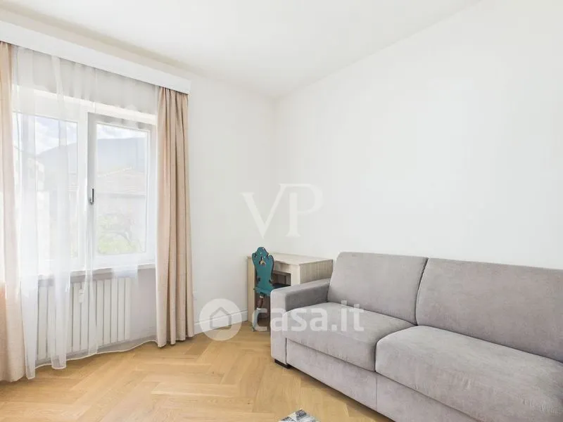 Elutuba - Modernised Apartment with Balcony in Merano