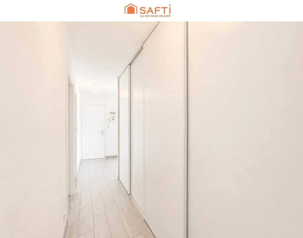 Ingresso - Apartment with Terrace in Saint-Avold