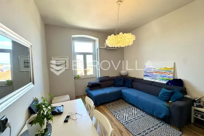 Séjour - Two-Bedroom Apartment with Sea View in Pula