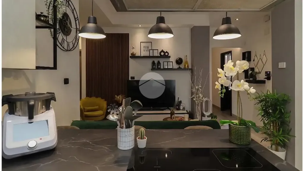 Cuisine - Modernised Apartment with Balcony in Lucento, Turin