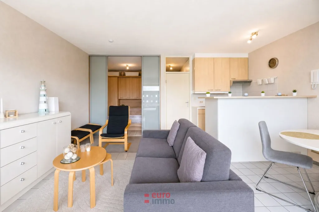 Living Room - Studio with Balcony in Nieuwpoort