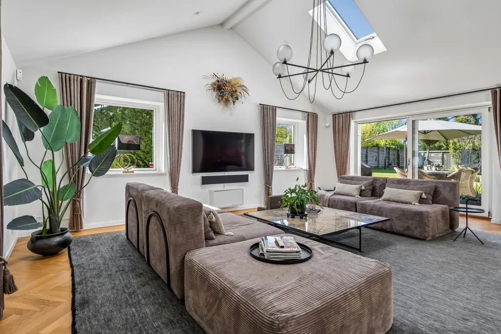 Séjour - Renovated Villa with Carport in Vedbæk