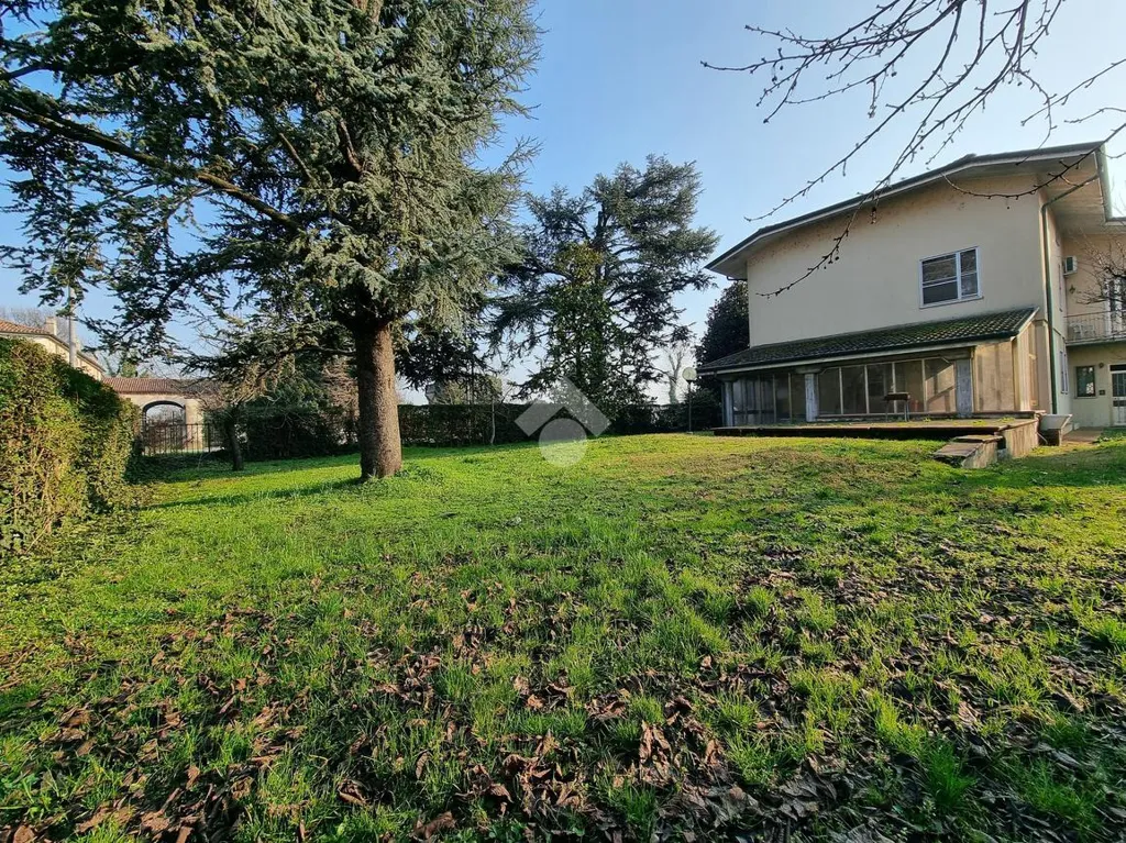 Jardin - Villa with Garden in Borgo Virgilio