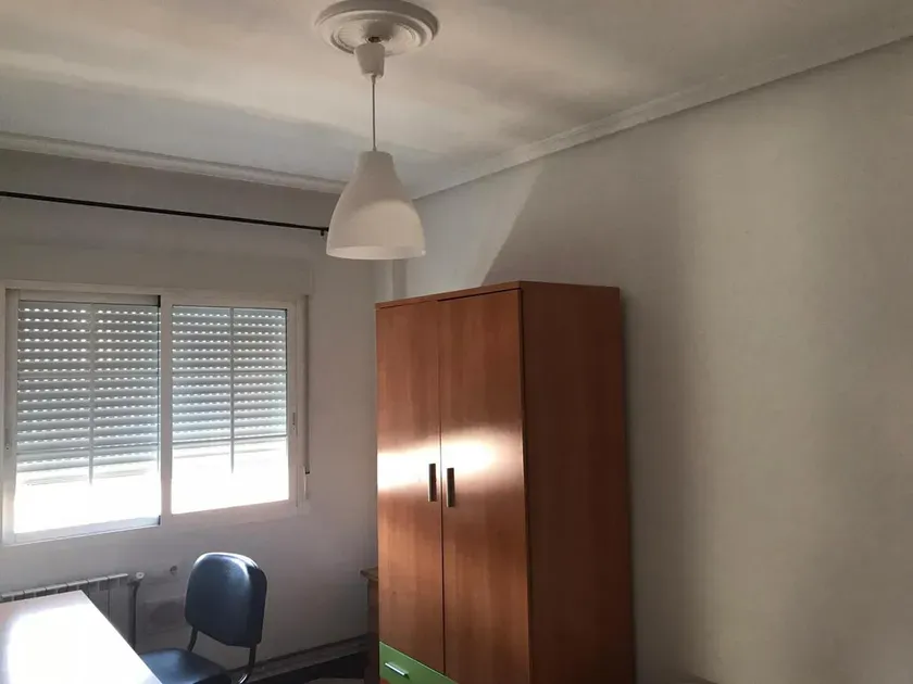 Office - Student Flat with Terraces in Plasencia