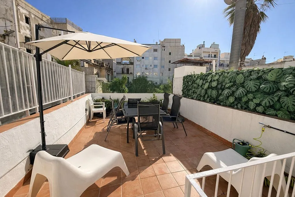 Terrasse - Terraced House with South Terrace in Sitges Centre