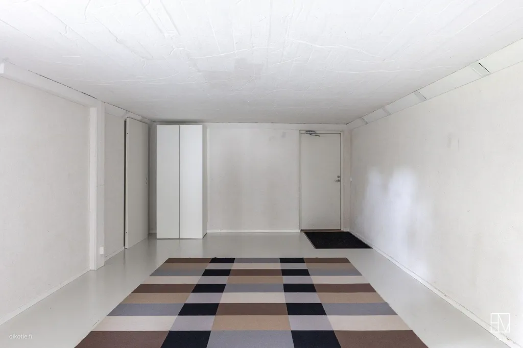 Entrée - Converted Loft with Sauna in Lempäälä