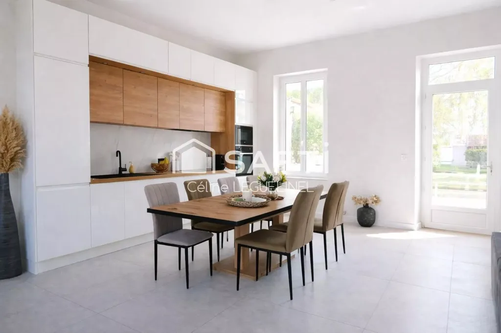 Salle à manger - Maison en Pierre Rénovée avec Terrasse à Goussainville