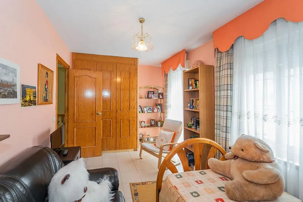 Camere da letto - Terraced Semi-Detached House with Garden in Parla
