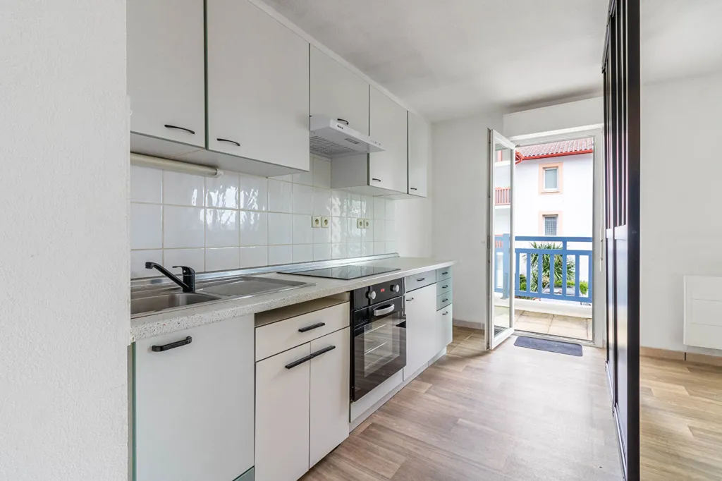 Köök - 3-Bed Apartment with Terraces in Hendaye
