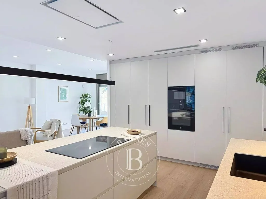 Cuisine - Luxury House with Pool in Alella, Spain