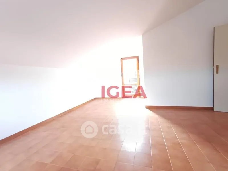 Pièces - Spacious Loft with Terrace in Siena