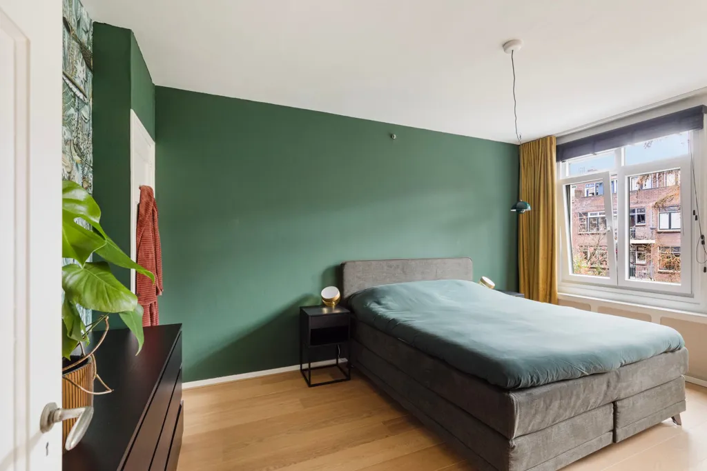 Chambres - 1940s Apartment with South-Facing Balcony in Blijdorp