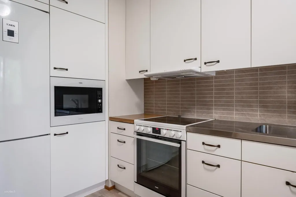 Cuisine - Architectural Apartment with Sauna in Turku