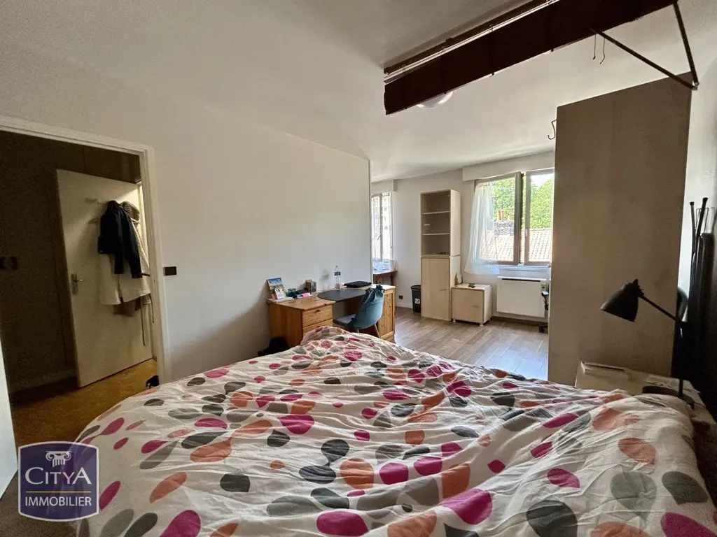 Chambres - Studio avec Parking à Lille Canteleu