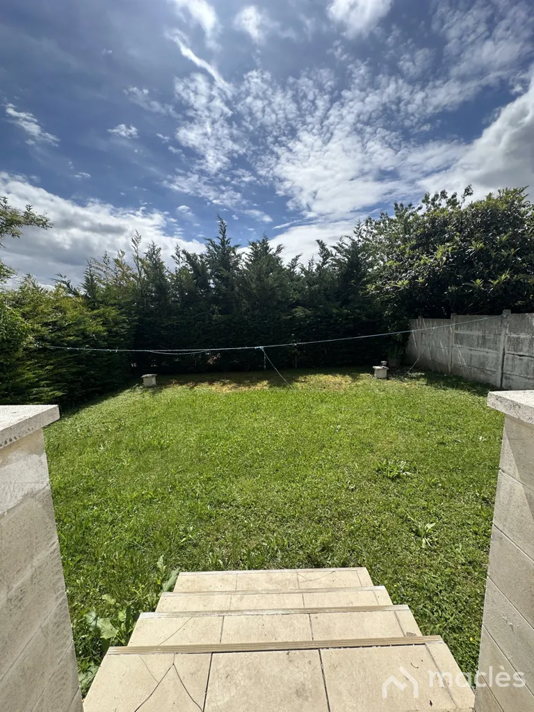 Jardin - Maison avec Jardin dans un Environnement Privé à Arnouville