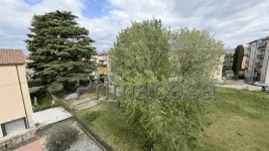 Õhuvaade - Quadrilocale with Balcony in Verona