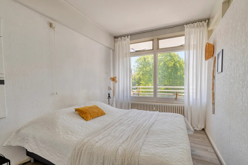 Chambres - City Centre Flat with Balcony in Hereplein