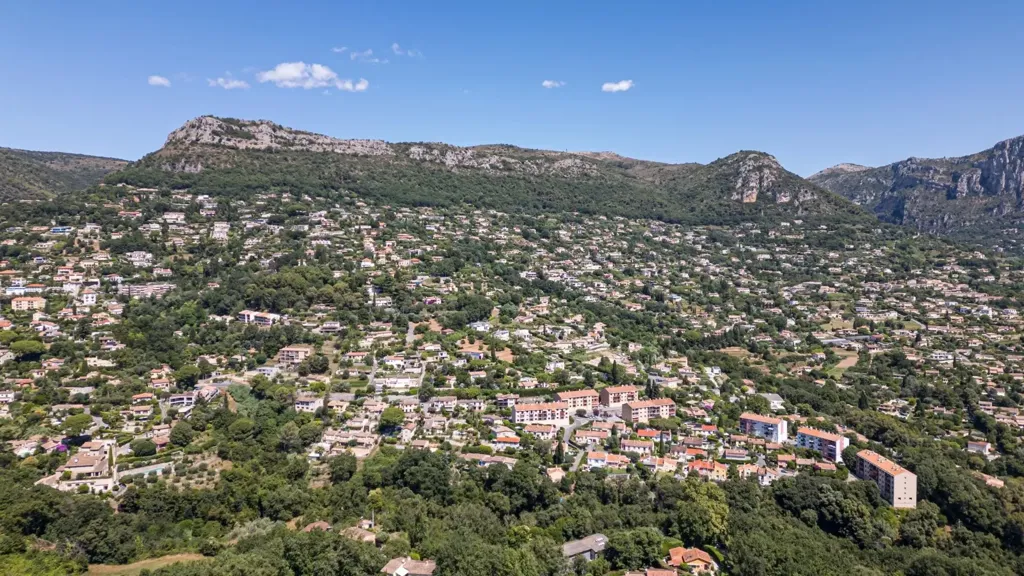 Õhuvaade - Charming 1920s Villa with Pool in Vence