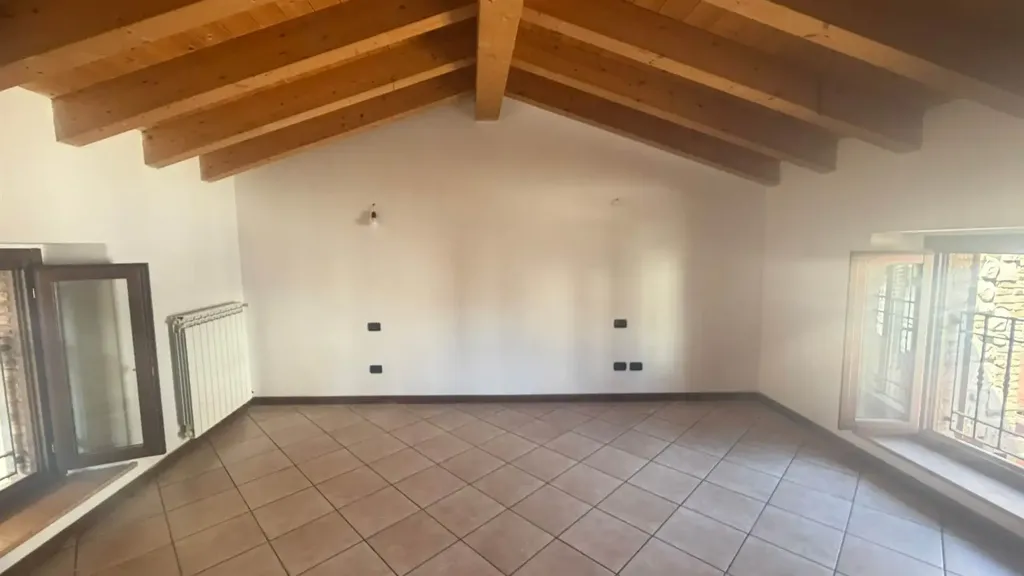 Appartement 3 pièces à IT