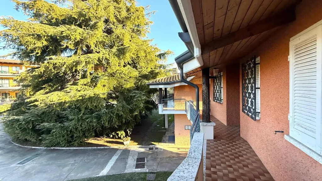 Balcon - Rustic Lakefront Apartment in Padenghe Sul Garda