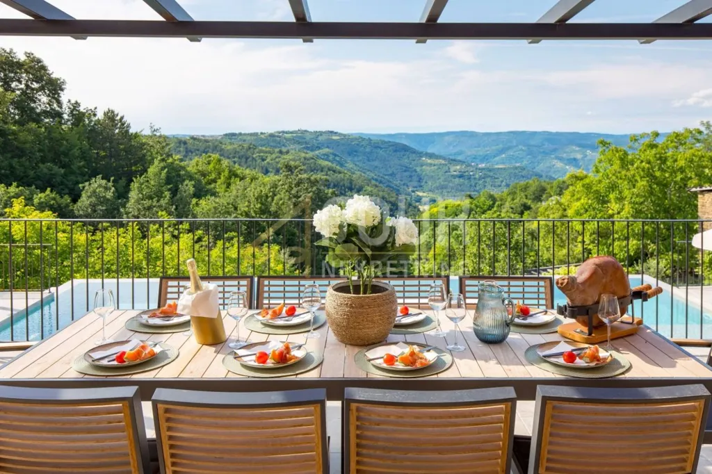 Terrace - Luxury Villa with Infinity Pool in Pazin
